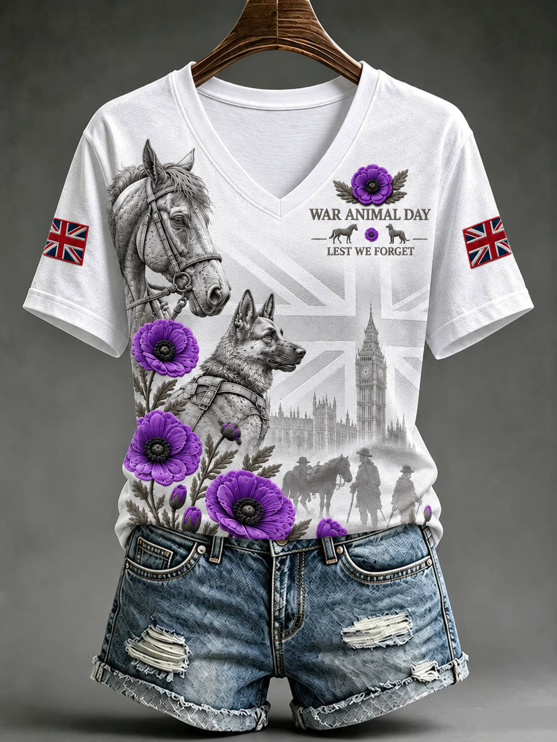 Women's Remembering The Animals Of War Short-sleeved T-shirt