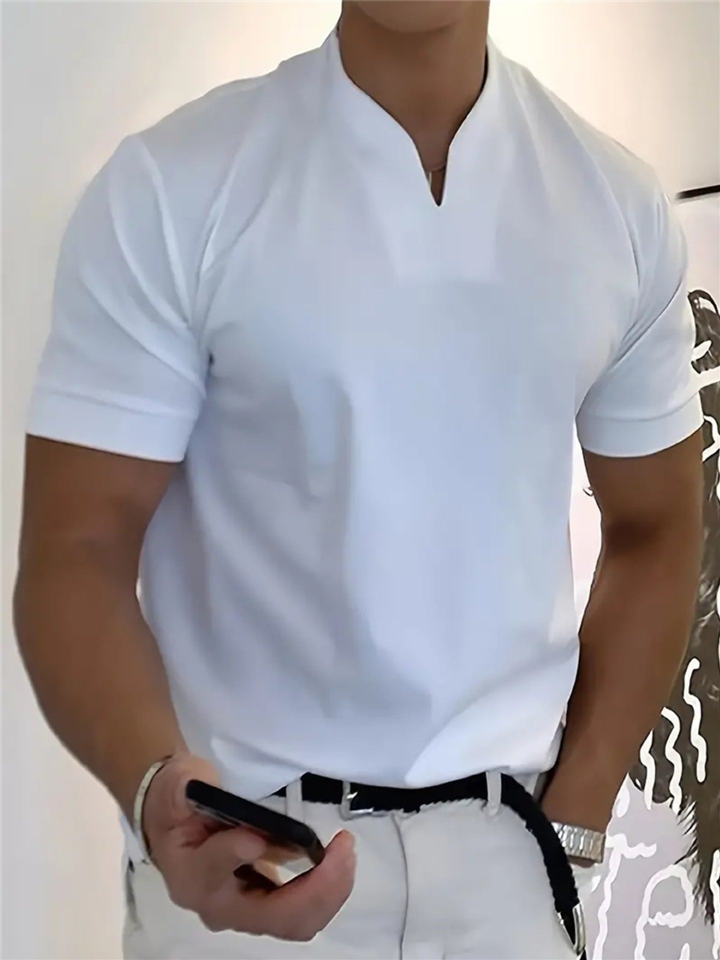 Men's V-neck T-shirt